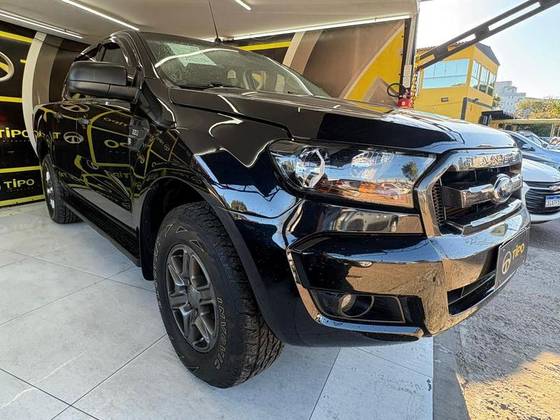 FORD RANGER 2.2 XLS 4X4 CD 16V DIESEL 4P AUTOMÁTICO